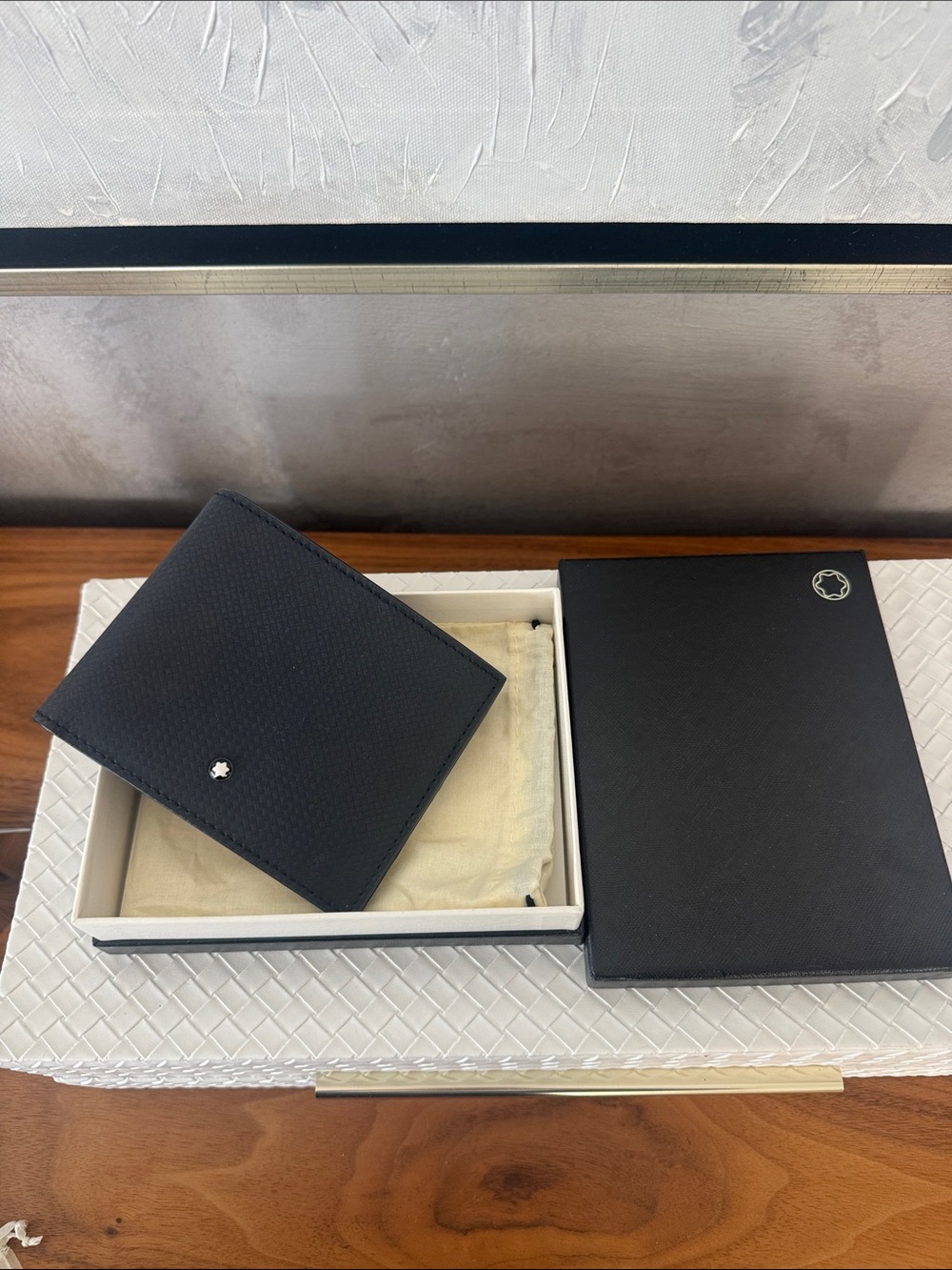 Montblanc Men's Black Leather Bifold Wallet - Picture 2 of 3